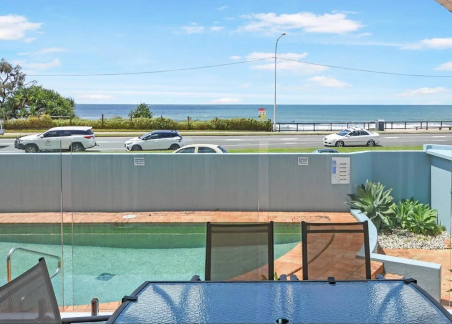 Alex Beach Apartment Alexandra Headland